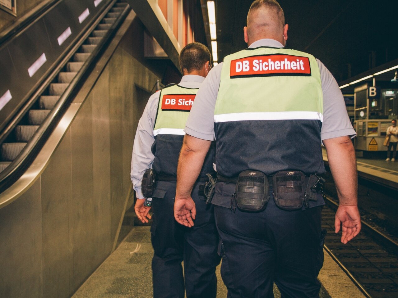 DB Sicherheitspersonal Figuren Set Für Modelleisenbahn H0 - Handbemalt & Detailgetreu